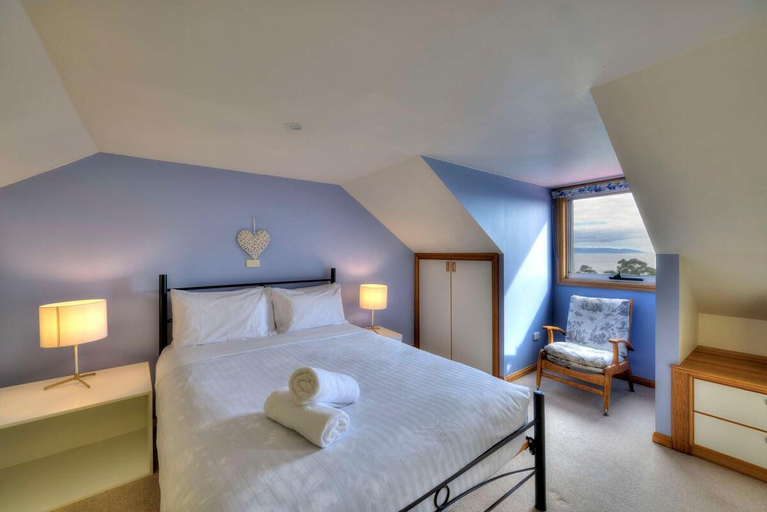 Bedroom 2, Bella Vista, Glamorgan-Spring Bay
