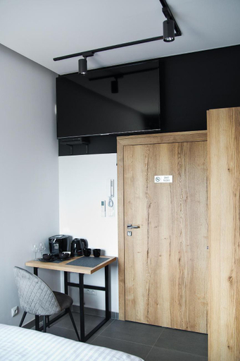Others 4, Apartamenty Dworcowa 60, Gliwice City