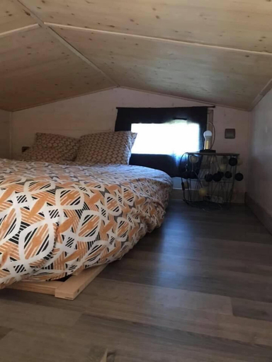 Bedroom, Les nuits insolites de la mothe tiny house, Haute-Marne