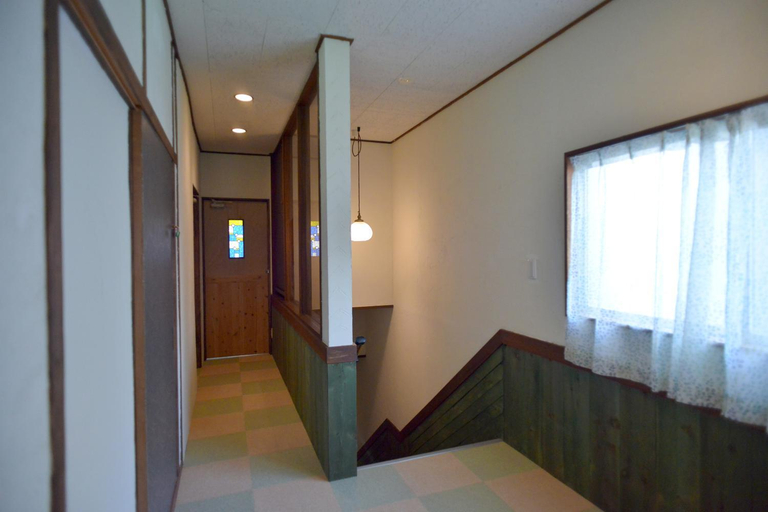 Public Area 2, Good Trip Hostel & Bar, Odawara