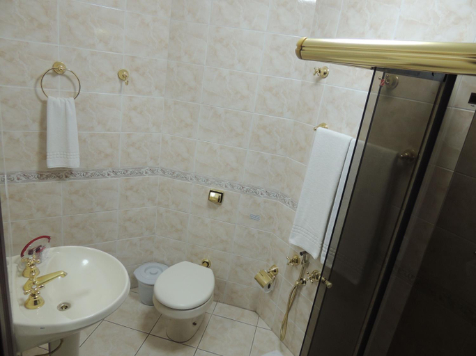 Bathroom 4, Hotel Monte Carlo, Campo Limpo Paulista