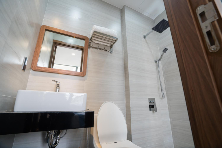 Bathroom 4, Santini hotel, Tuy Hoa