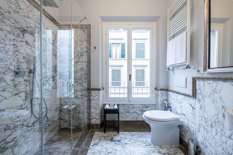 Bathroom 5, Glimpse Hotel, Florence
