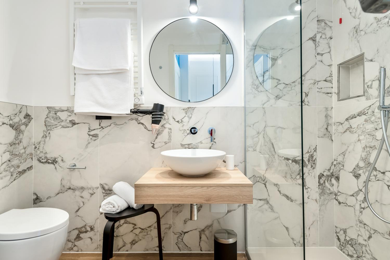 Bathroom 3, Nelli Rooms - Via Veneto, La Spezia