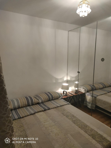 Others 5, Habitacion JC, Madrid