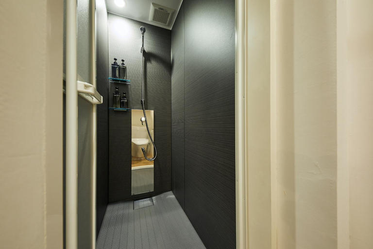 Others 4, mizuka Imaizumi 2 - unmanned hotel -, Fukuoka