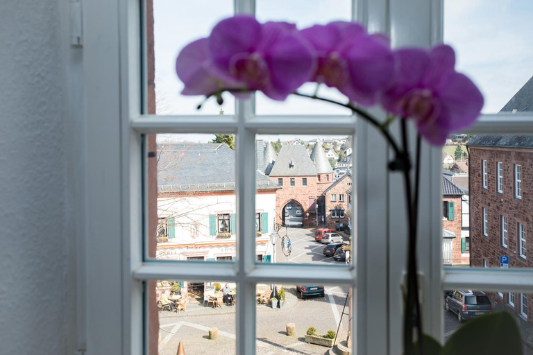 Others, Hotel Ratskeller, Düren