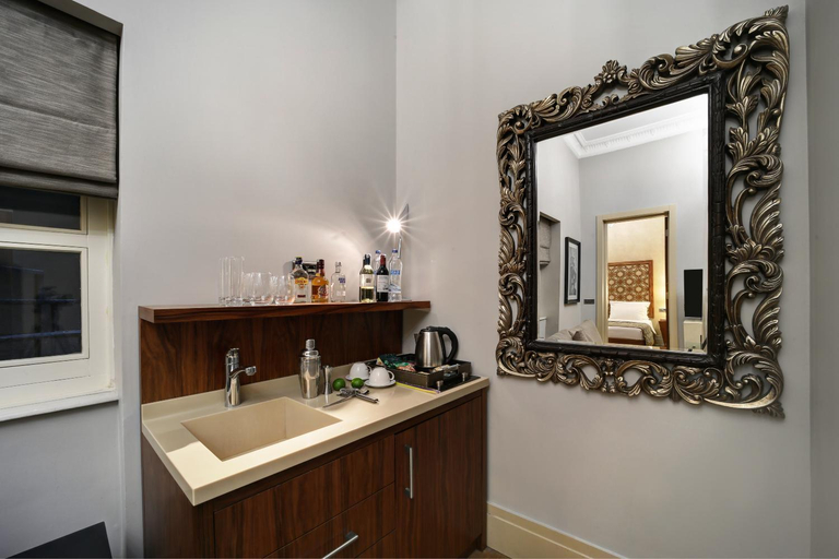 Bathroom 4, The Story Hotel Pera, Beyoğlu