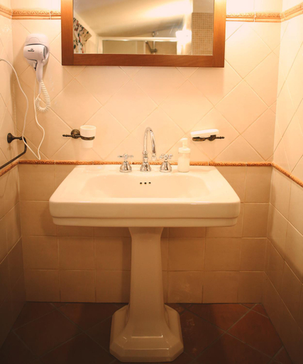 Bathroom 2, Bed & Breakfast Spigolatrice, Salerno