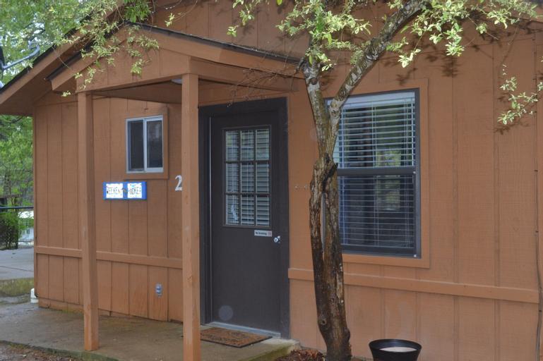 Echo Canyon Resort & Marina, Garland