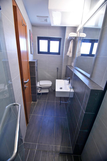Bathroom 2, SPACE Express, Rawalpindi