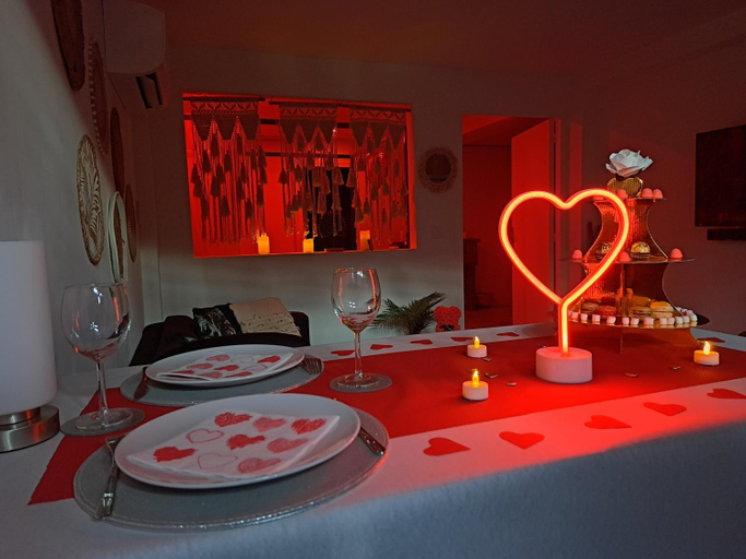 Food & Drinks, Gites Mas des rochers - Romance tropicale avec Spa et piscine, Var