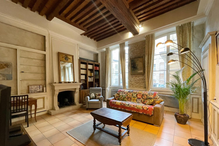 Others 5, Coeur Vieux Lyon, 60 M2 lumineux tout confort, Rhône