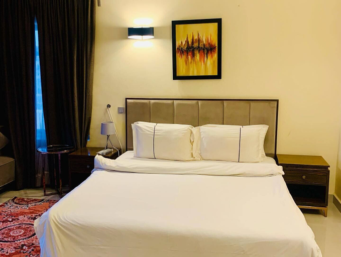 Bedroom 2, House 12 studios suites, AbujaMun