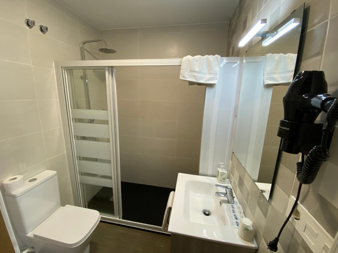 Bathroom 2, dpCristal El Rinconcito, Lugo