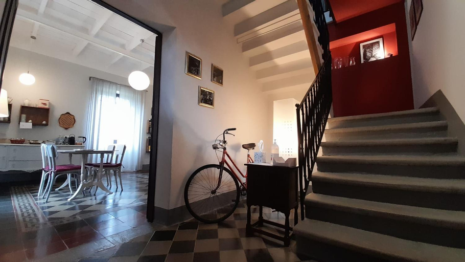 Others 5, Langhe di Liguria B&B, Savona