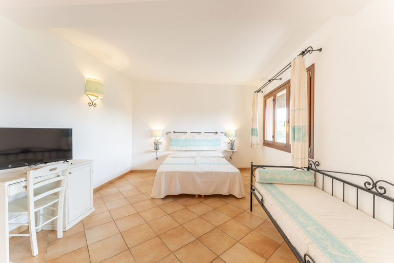 Bedroom 2, Residence Baia dei Mirti, Olbia-Tempio
