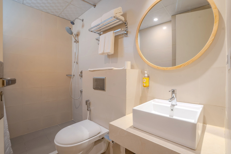 Bathroom 4, Bloom Hotel - Medicity Gurugram, Near Medanta Hospital, Gurgaon