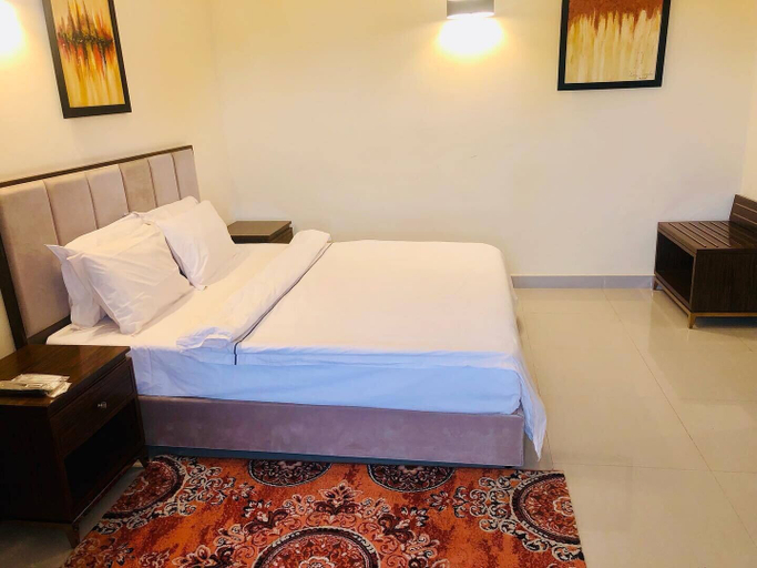 Bedroom 2, House 12 studios suites, AbujaMun