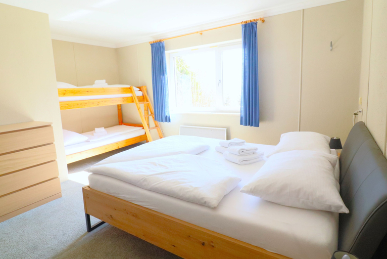 Bedroom 3, Chalet Lake View, Zell am See