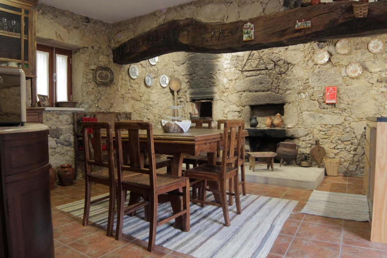 Others 3, Casa Ventura, Oliveira de Azeméis