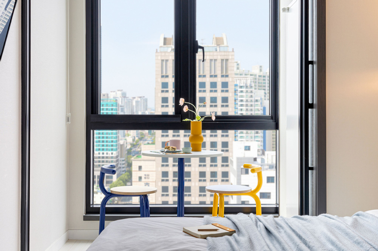 Bedroom 28