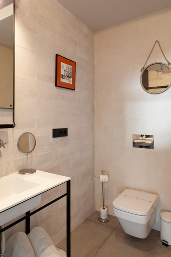 Bathroom 5, Welldone Metropol, Sevilla