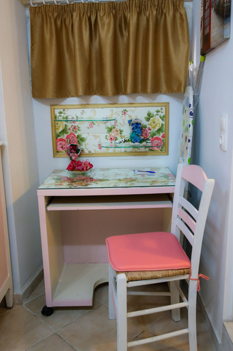 Others 5, Conte Studio, Ionian Islands
