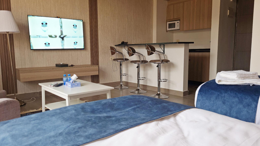 Bedroom 3, Red Carpet suites, Salt