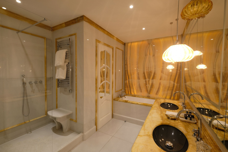 Bathroom 5, Villa Gallici Hôtel & Spa - Relais & Châteaux, Bouches-du-Rhône