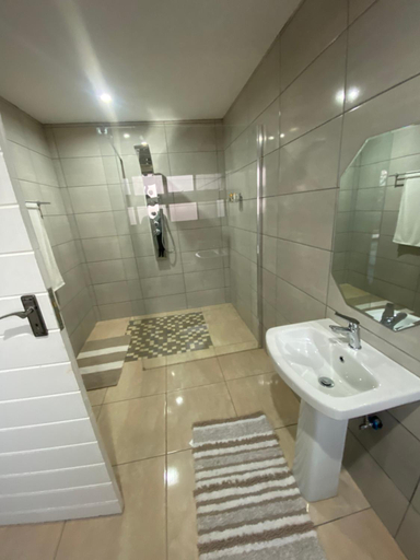Bathroom 4, Nandoni Waterfront Resort, Vhembe