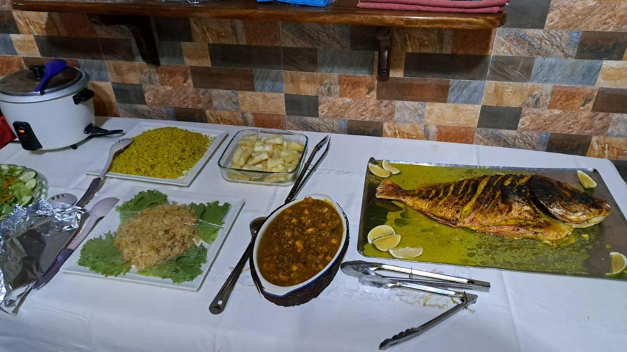 Food & Drinks 5, Two Bedroom Apartment - Chez Benoit self catering