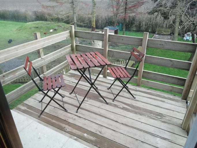 Others 2, Le gite du chtihameau avec piscine interieure privative, selon date, Nord