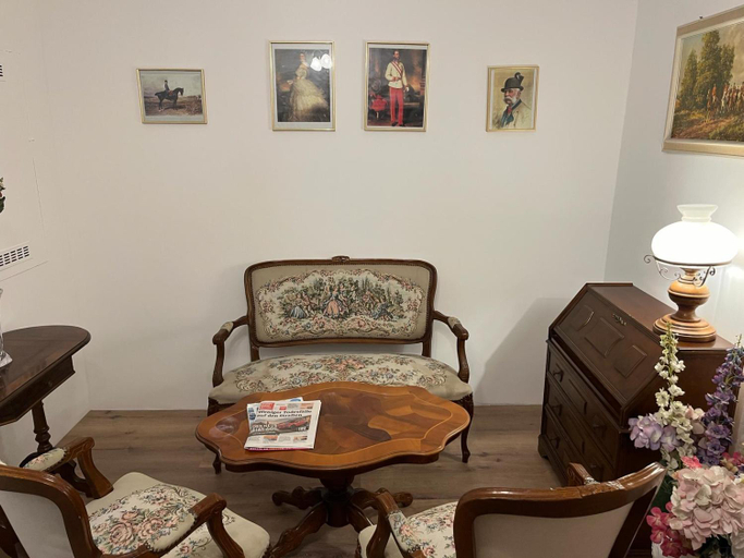 Others 4, Hotel Post 11, Braunau am Inn