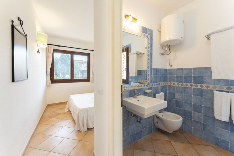 Bathroom 3, Residence Baia dei Mirti, Olbia-Tempio