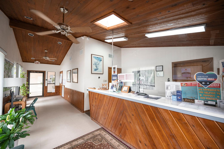 Public Area 2, River Oak Inn, Bandera
