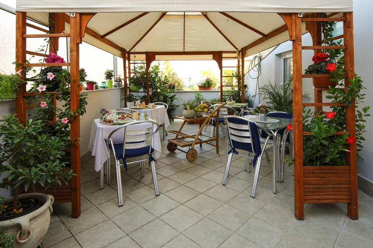 Others 5, B&B Iulia Augusta, Savona