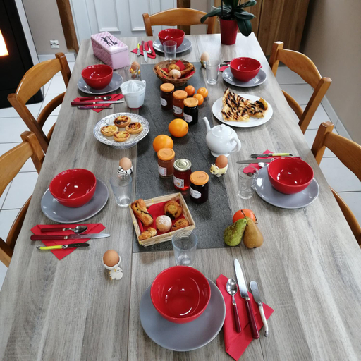 Others 4, CHEZ PIMLINE, Eure