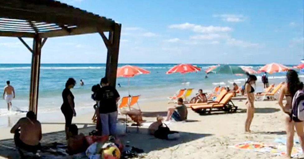 Others 2, 612 apartment on the beach