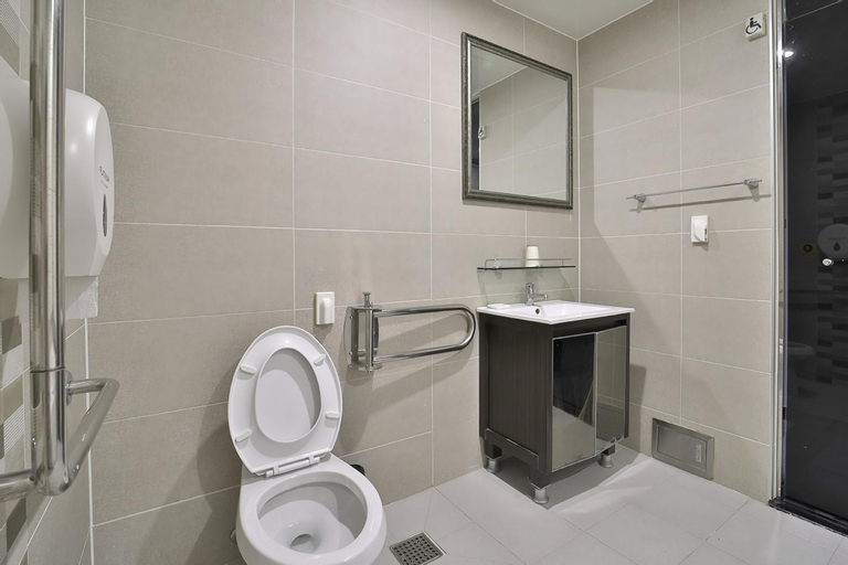 Bathroom 5