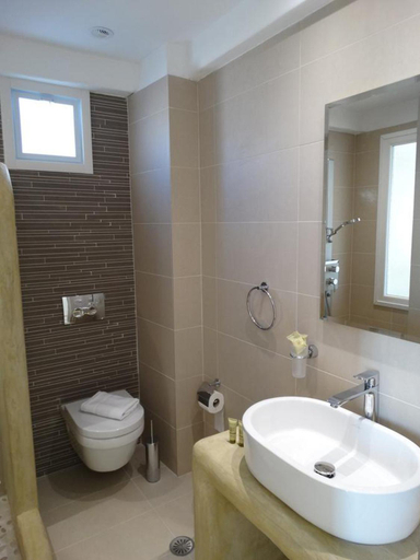 Bathroom 2, Naxos Oceamo, South Aegean