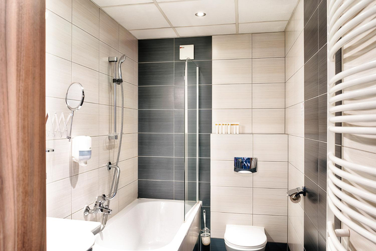 Bathroom 4, Focus Hotel Gdansk, Gdańsk City