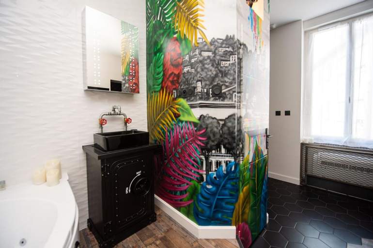 Bathroom 2