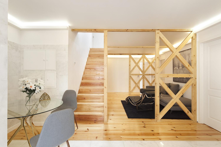 Others 5, Tiny Cosy Room- Alcantara, Lisbon