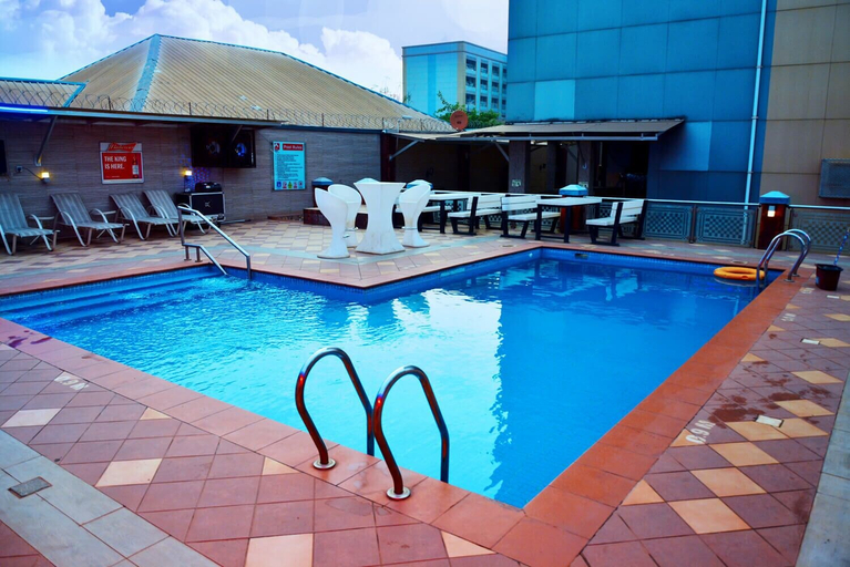 Sport & Beauty 5, Meethaq Hotels Jabi, AbujaMun