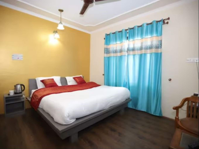 Bedroom 3, Northland Residency Hotel, Srinagar
