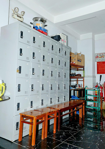 Others 4, Sola, Ho Chi Minh City