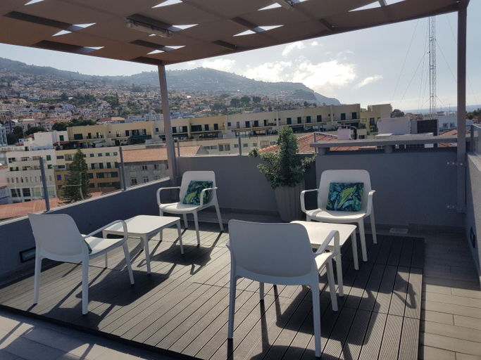 Food & Drinks 4, Five Design Rooftop by Storytellers, Funchal