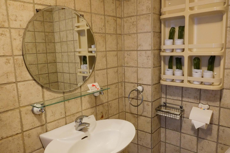 Bathroom, Bridge 12th Bed and Breakfast, Hualien