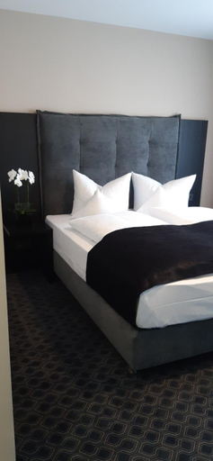 Bedroom 2, Remstal Hotel, Rems-Murr-Kreis